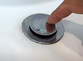 Push-and-Pull Sink Stopper