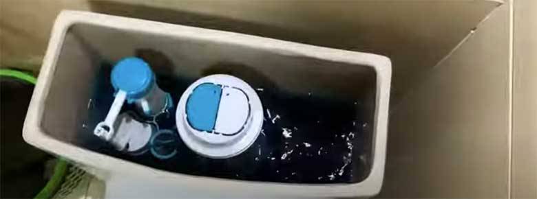 dissolved toilet tablet