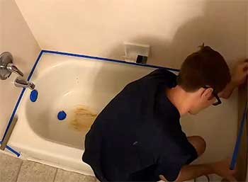 resurfacing bathtub with Homax Tough As Tile