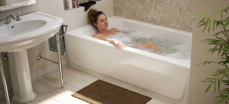 Briggs Liberty UltraCAST Bathtub