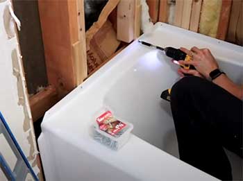 installing UltraCAST bathtub