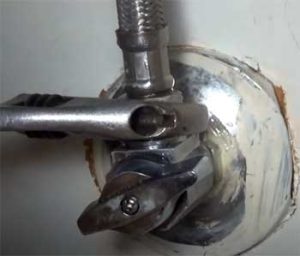 Shut-Off Valve Leaking At Threads: Causes And How To Fix It
