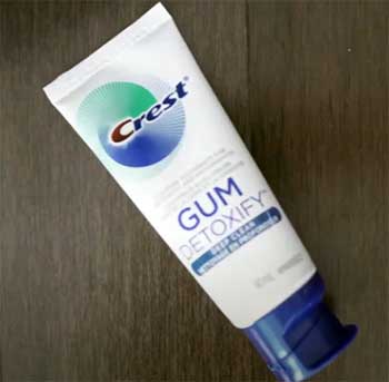 Crest Gum Detoxify Toothpaste