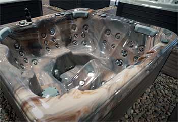 Wellis Leo Hot Tub