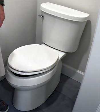 KOHLER Gleam Toilet