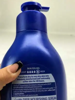 NIVEA Essentially Enriched Body Lotion