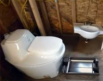 Biolet composting toilet