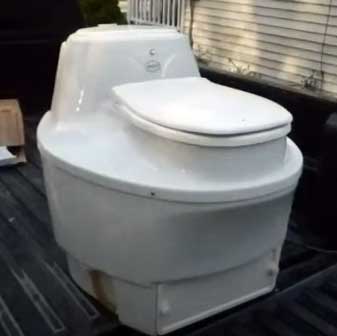 BioLet Composting Toilet