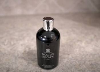molton brown shower gel