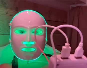 Aphrona LED Face Mask