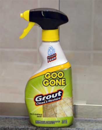 Goo Gone Grout and Tile Cleaner