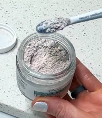 living well tooth powder